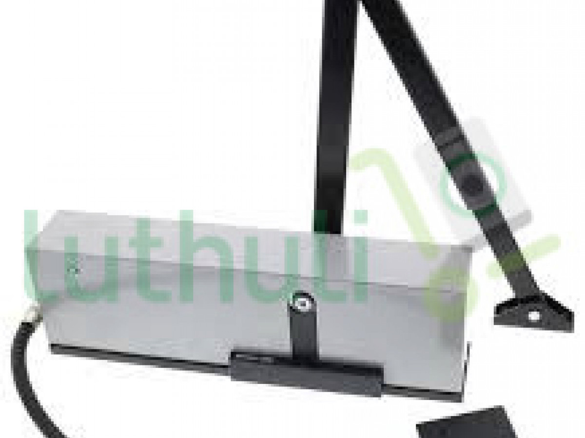 Briton Silver Fire Door Suitable Door Closer.