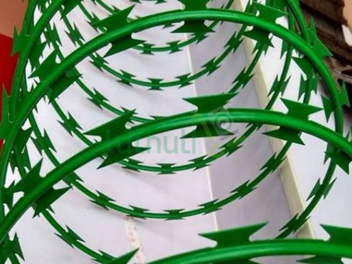 Green Razor Wire 450mm | PVC Coated