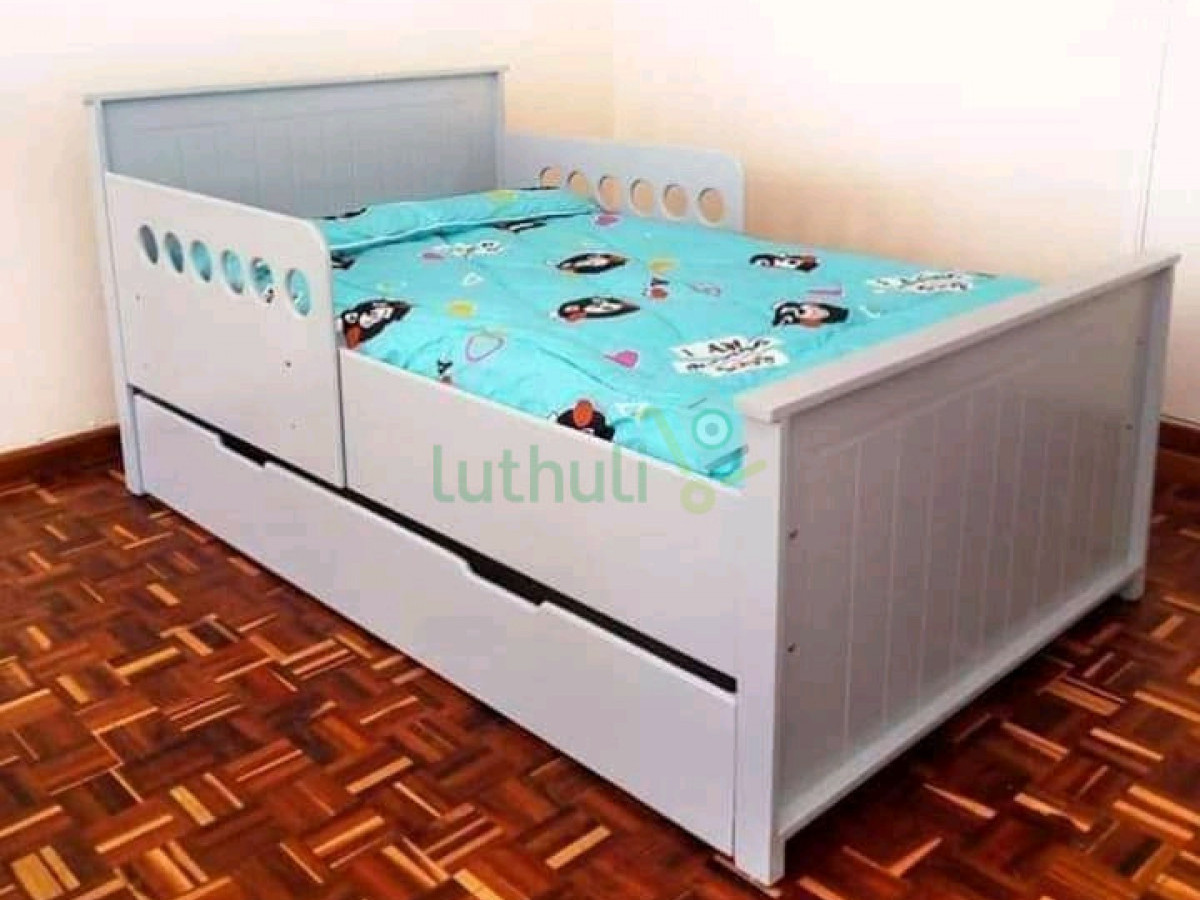 Outstanding Child’s Bed Designs With Storage.