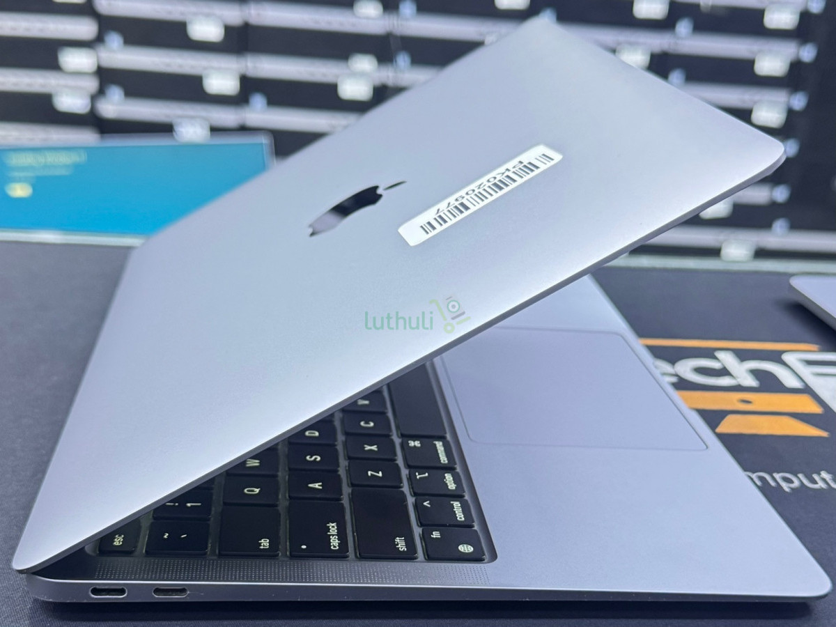 MacBook Air A2337 M1 – 13.3″ Retina Display