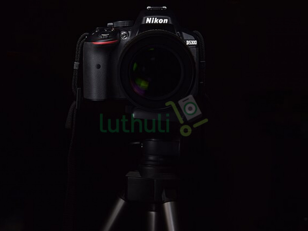 Nikon D5300 DSLR Cam 24.2MP with WiFi & GPS