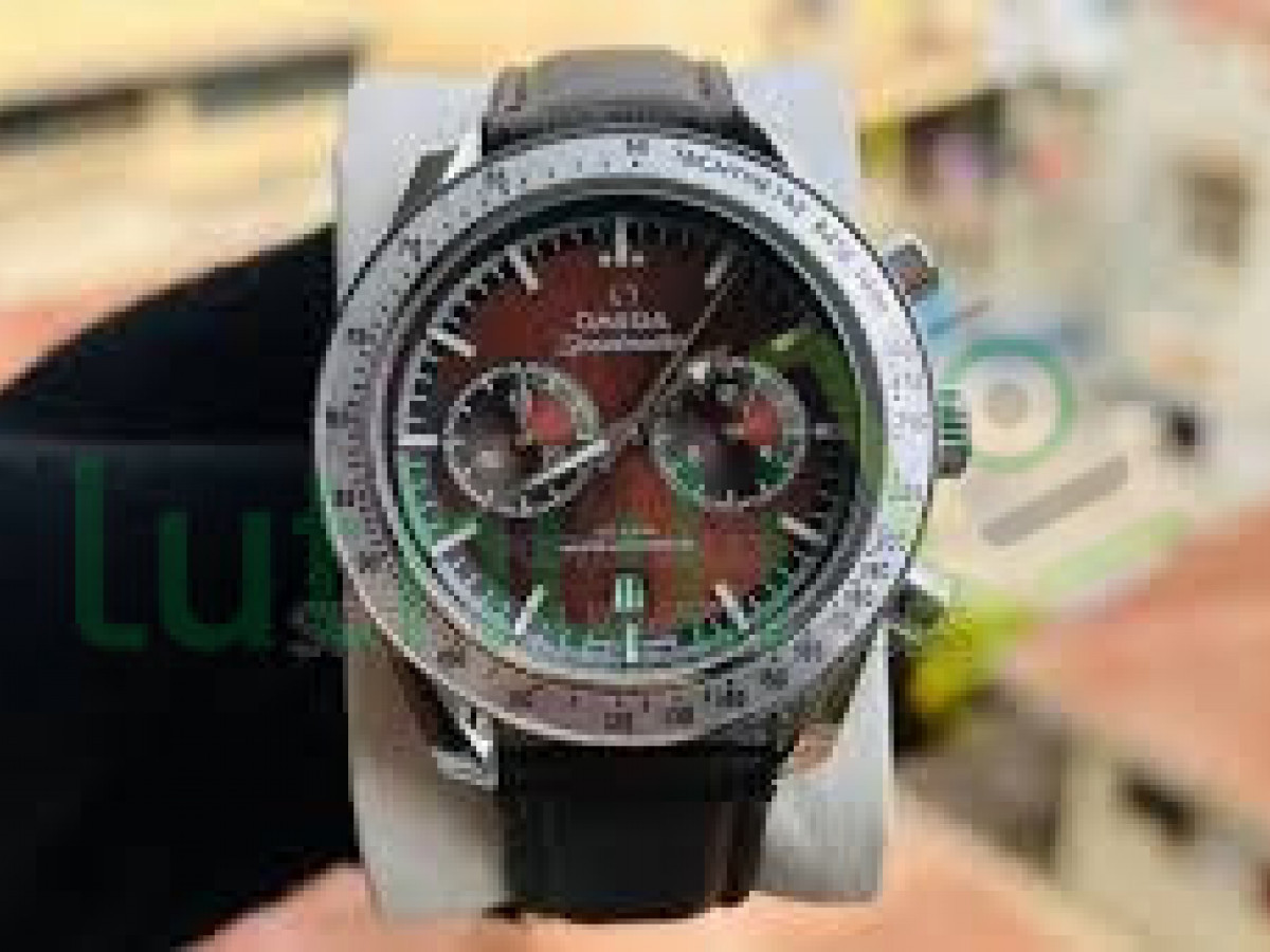 Olive Green! Classic Omega Speedmaster Watch