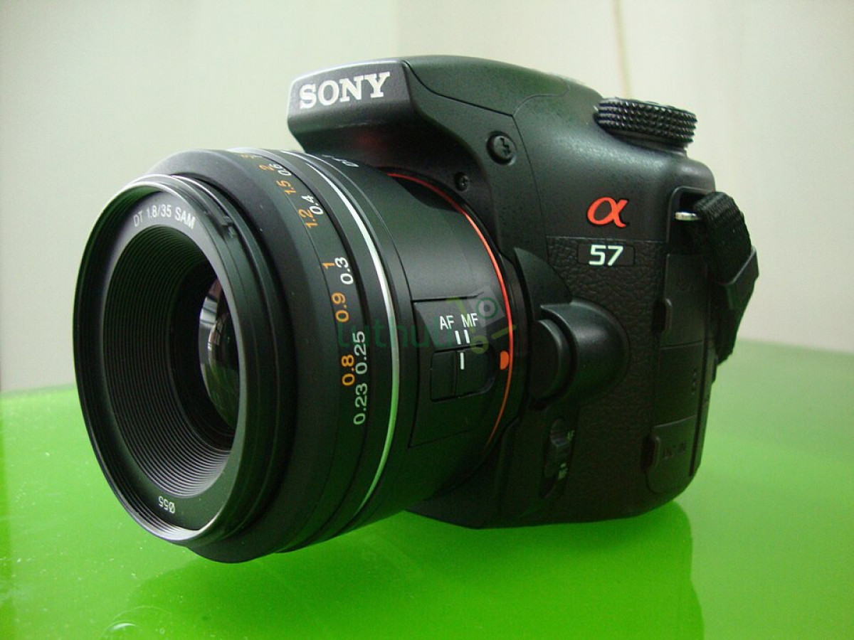 Sony Alpha A57 DSLR Camera 16.1MP(SLT Series)