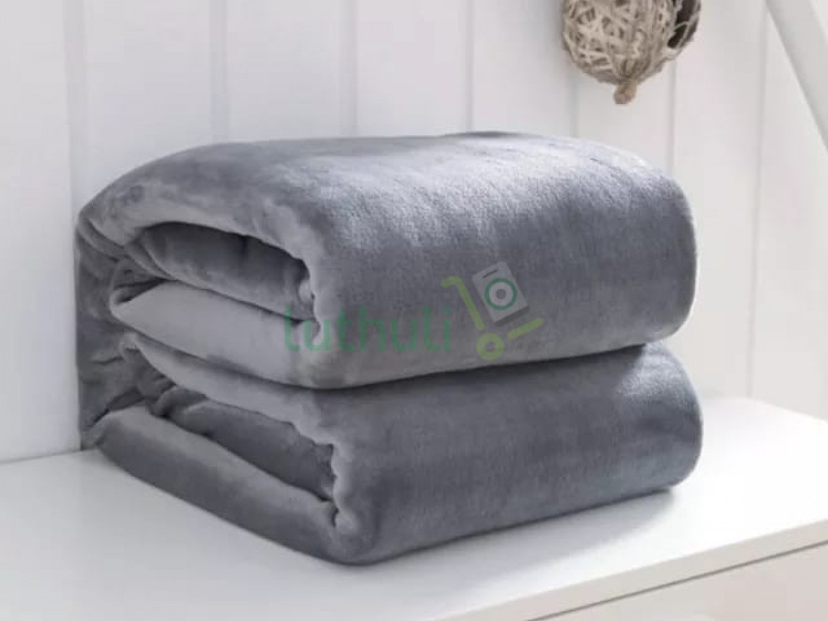 Super Soft Fleece Plush Lightweight Blanket