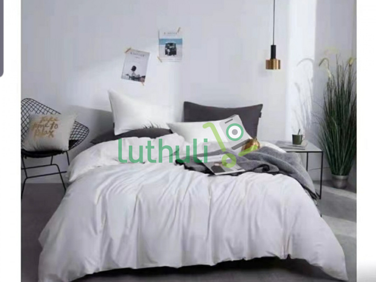 White Duvet covers size1 bedsheet,4cases ,1