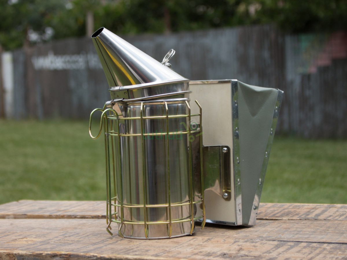  Beekeeping Smoker