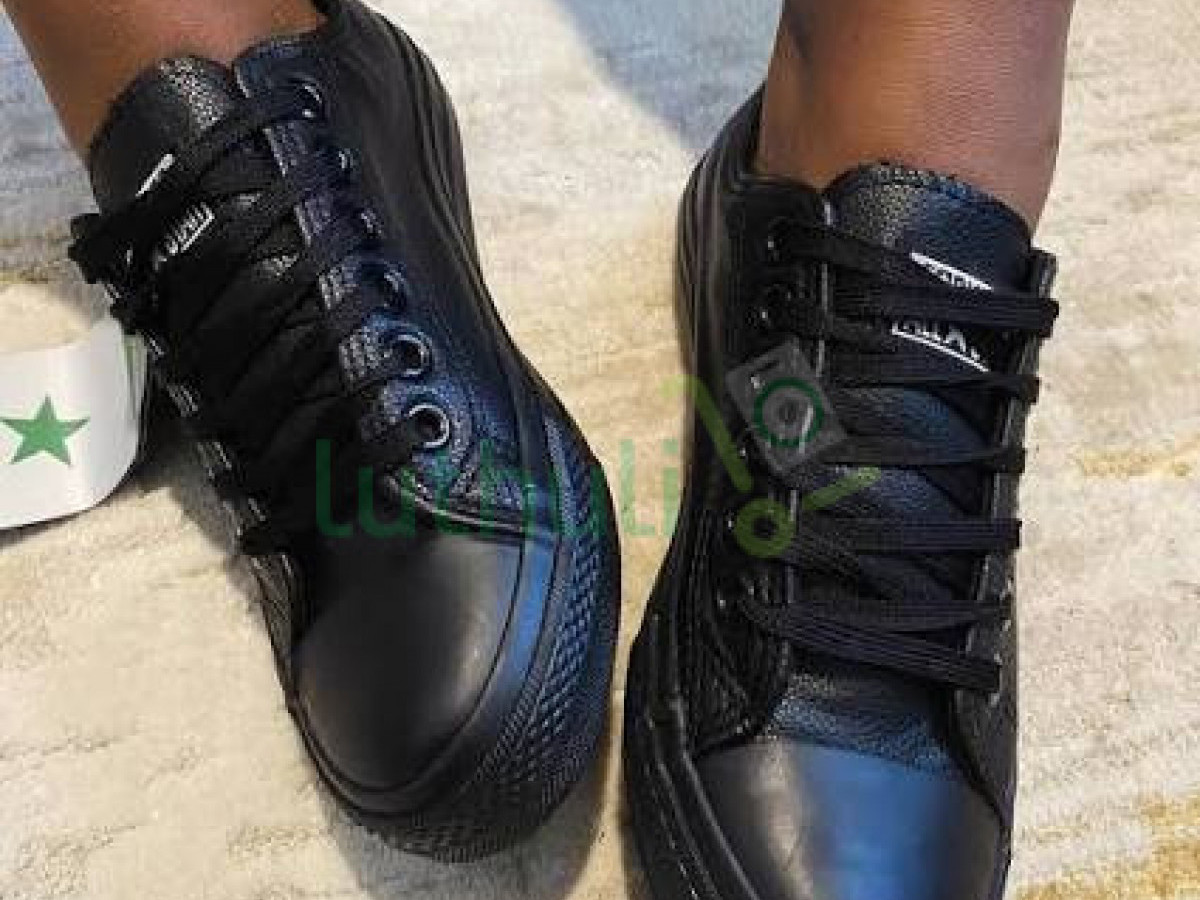 All-Star Leather Converse Kenya | Unisex Snea