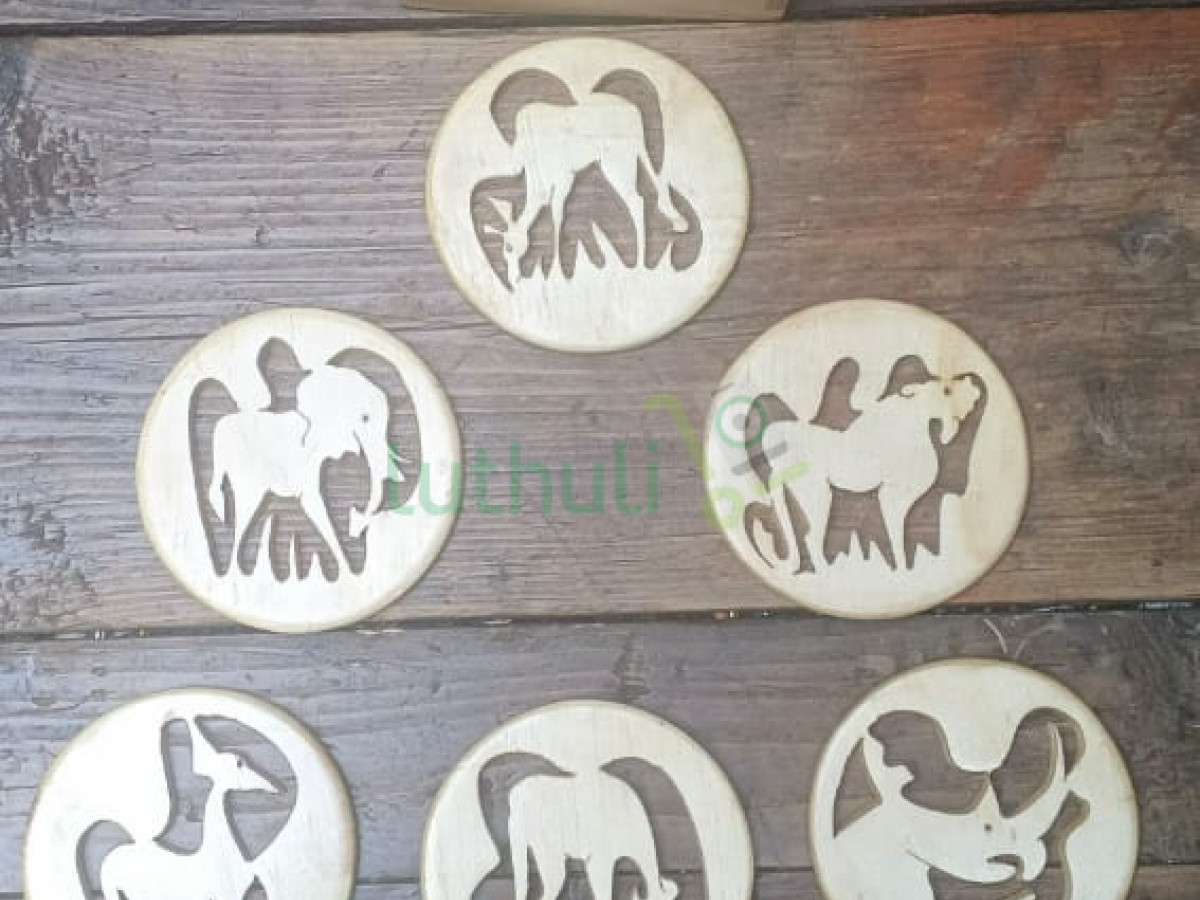 Wooden Animal-Themed Cup Holders Set