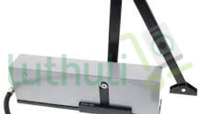 Briton Silver Fire Door Suitable Door Closer.