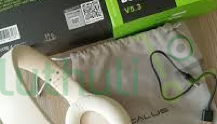 high-quality stereo sound and deep bass