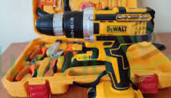 DeWalt Cordless Drill Set (36v/26V/21V)