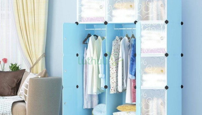 Spacious Wardrobes for Organized Living