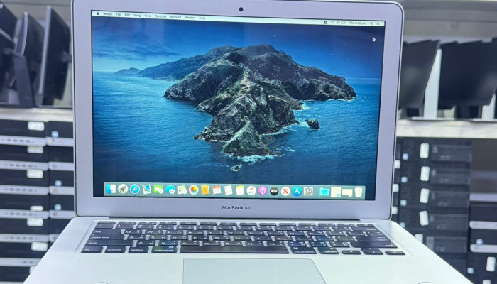MacBook Air A1466 – Lightweight Apple Laptop