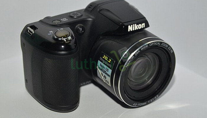 20MP bridge camera with 28x optical zoom lens
