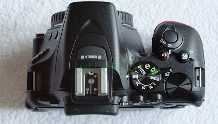 Nikon DSLR with vari-angle touchscreen, WiFi, and Full HD video