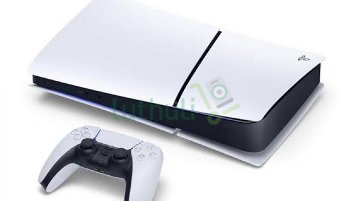 PlayStation 5 Standard 825GB Console Kenya – Mint Condition