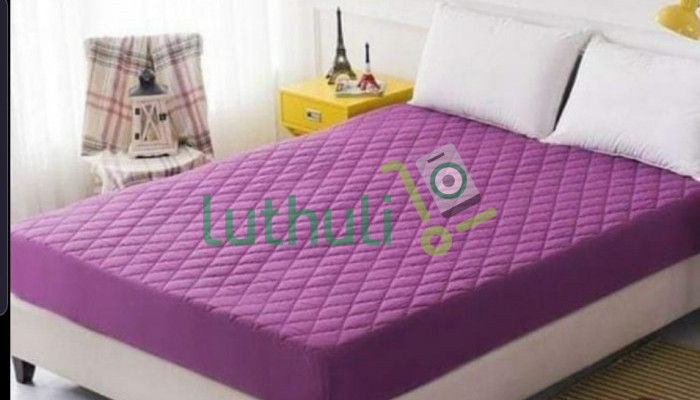 Quilted Fitted Mattress Pad & Waterproof.
