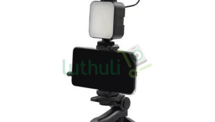 Smartphone Vlogging Kit with Tripod Phone Holder Mini Microphone