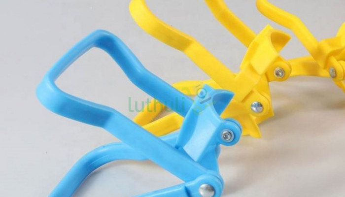 Holders For Bottled Water / Handle Plastic Carrier/ Lifter