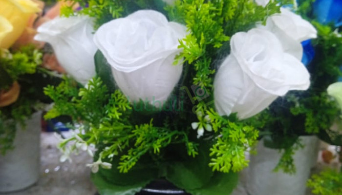 Artificial flower-Table top white roses