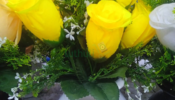 Artificial flower-Table top yellow roses