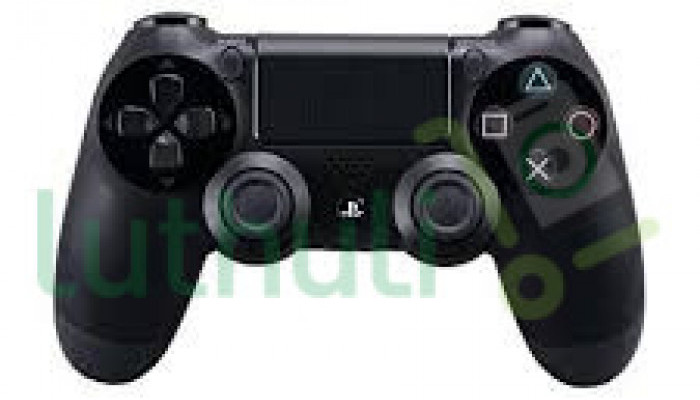 original PS4 pad