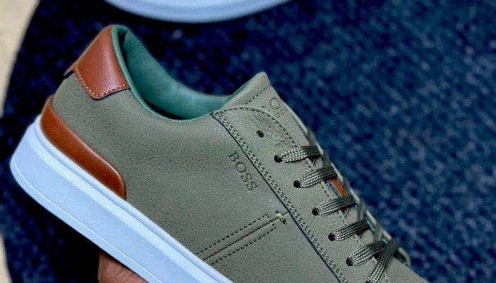 Sizes 40-45 available
